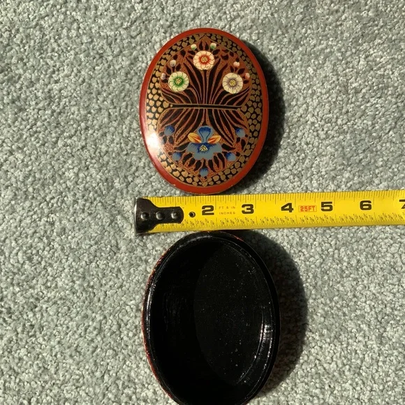 Hand Painted Oval Shaped Two Piece Trinket Box - Picture 5 of 7